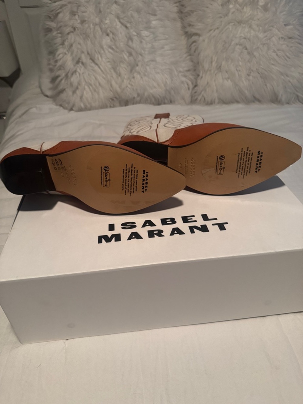 Isabel Marant Two-Tone Tan and Cream Western Cowboy Boots - Picture 2 of 7